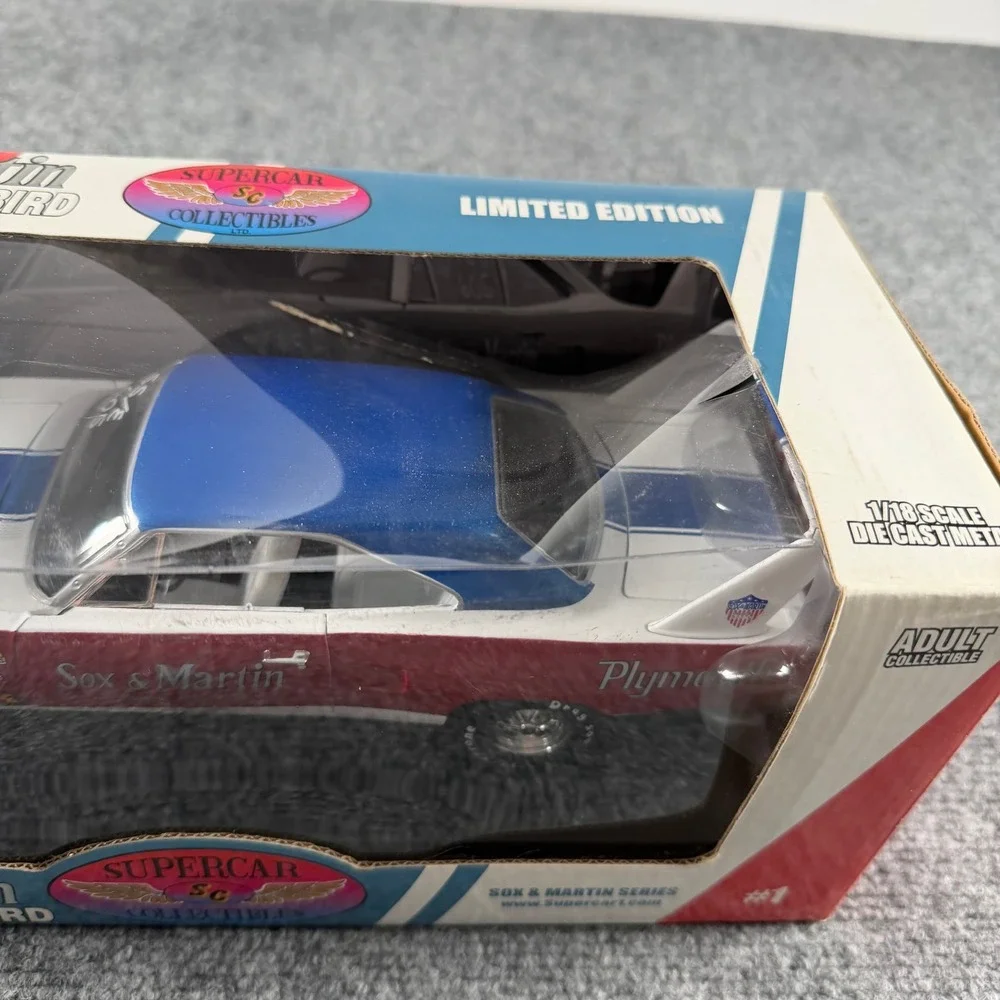 1:18 SCALE 1970 PLYMOUTH SUPERBIRD SOX & MARTIN LIMITED SUPERCAR COLLECTIBLES